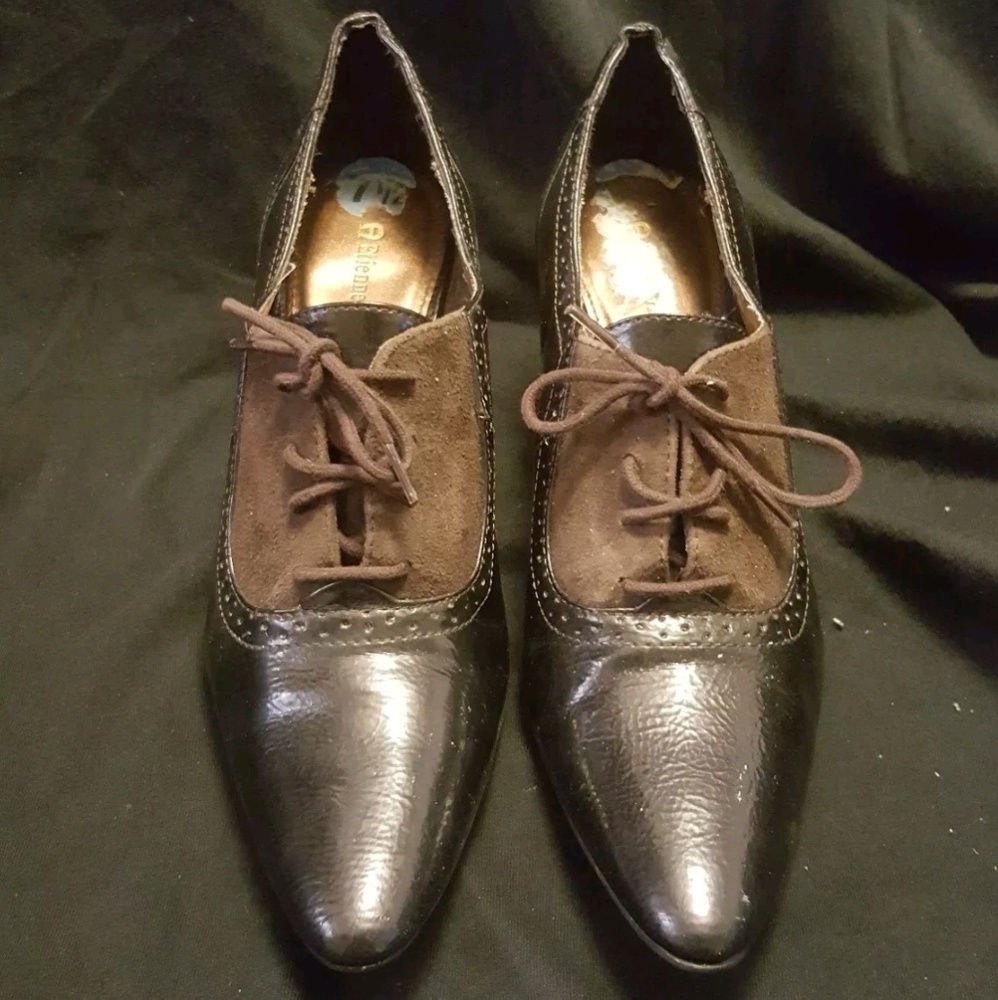 Oxford Womens' Heels